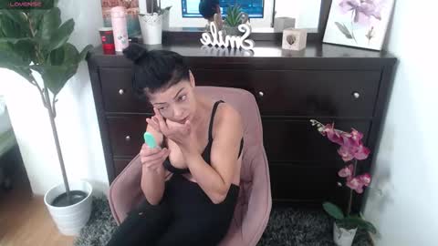 Snapshot of ladyliia chatting on February 22, 5:08 am Lia online show from February 22, 5:08 am