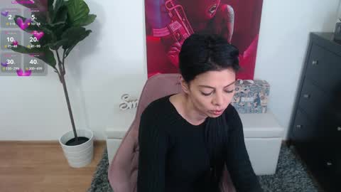 Snapshot of ladyliia chatting on April 3, 7:17 am Lia online show from April 3, 7:17 am