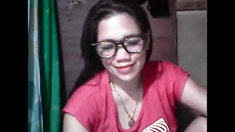 Snapshot of ladysweet4u69 chatting on April 9, 8:03 pm ladysweet4u69 online show from April 9, 8:03 pm