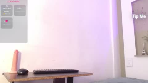 Isabella  online show from February 27, 9:48 pm