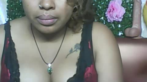 LadyXSnakes online show from September 27, 7:24 am