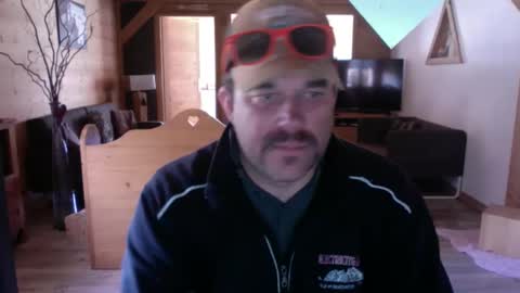 lafesse online show from March 10, 9:43 am
