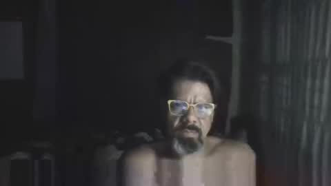 Snapshot of lagenovadura chatting on December 12, 6:14 am La Genova esta Dura beard boy male dick mastubate latinosexy latinohot latino glasses mature strong stronglegs online show from December 12, 6:14 am