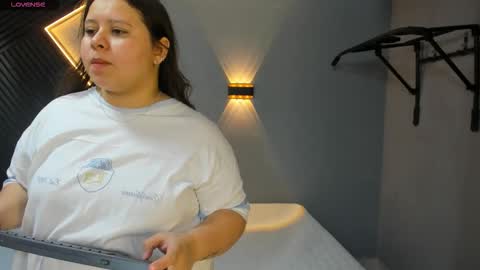    online show from March 19, 10:14 pm