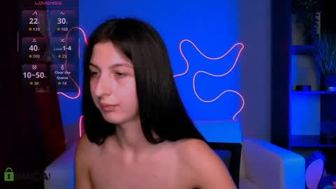 Snapshot of laisy_flay chatting on April 19, 8:11 pm laisy online show from April 19, 8:11 pm