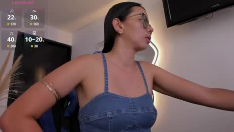 Snapshot of lakshmi_rai chatting on May 7, 8:14 pm lakshmi_rai online show from May 7, 8:14 pm