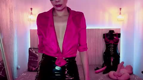 Miss Lala online show from March 6, 4:03 pm