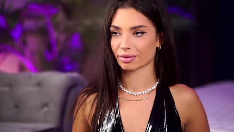 Snapshot of lalaroze chatting on September 15, 7:14 pm Lala online show from September 15, 7:14 pm