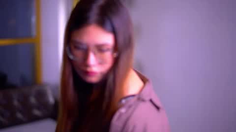 Snapshot of lali_tali chatting on October 28, 3:58 pm Lilium like a flower online show from October 28, 3:58 pm