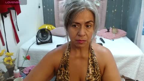 lalisha online show from May 21, 9:55 pm