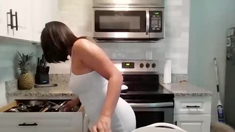 Snapshot of lalove99 chatting on April 13, 8:36 pm LALOVE99 online show from April 13, 8:36 pm
