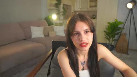 Snapshot of lamonicaptak chatting on July 5, 4:19 am Emily online show from July 5, 4:19 am