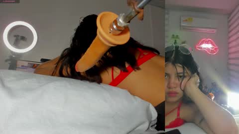 Snapshot of lana__kane_ chatting on February 22, 9:30 am Lana online show from February 22, 9:30 am