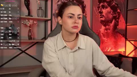 just call me Lana  and her security online show from October 17, 8:50 am