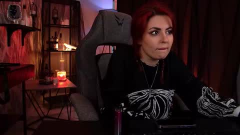 just call me Lana  and her security online show from February 13, 9:05 am