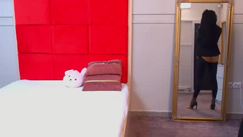 LanaBanner online show from January 12, 7:02 am