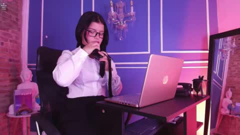 Snapshot of lana_beket_ chatting on February 19, 11:39 am Lana online show from February 19, 11:39 am