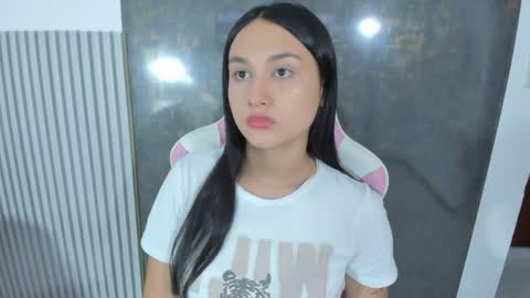 Lana online show from April 10, 9:08 pm