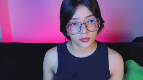 Snapshot of lana_dol chatting on March 13, 1:18 pm ... . . ... online show from March 13, 1:18 pm