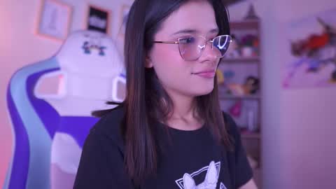 Snapshot of lana_dreams_ chatting on February 7, 2:48 am Lana online show from February 7, 2:48 am