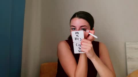 lana_gl online show from May 12, 6:43 am