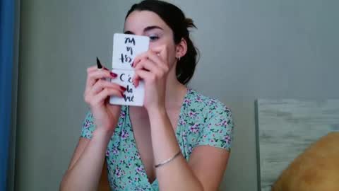 Snapshot of lana_gl chatting on June 4, 9:59 am lana_gl online show from June 4, 9:59 am