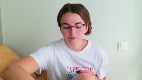 Snapshot of lana_gl chatting on June 24, 11:20 am lana_gl online show from June 24, 11:20 am