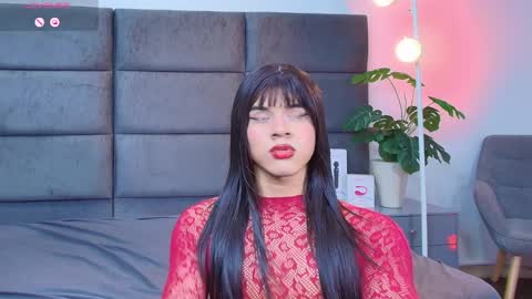 valentino moon online show from April 11, 1:21 am