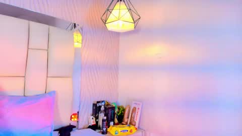 Snapshot of lana_sliim chatting on May 27, 12:02 pm Vanessa online show from May 27, 12:02 pm