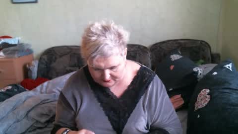 lanacat555 online show from March 22, 12:30 pm