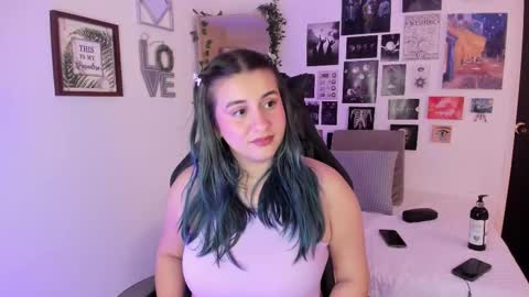 Snapshot of lanaherondale_ chatting on November 5, 9:26 pm lanaherondale_ online show from November 5, 9:26 pm