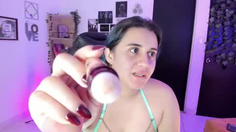 Snapshot of lanaherondale_ chatting on November 29, 9:12 am lanaherondale_ online show from November 29, 9:12 am