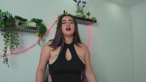 Snapshot of lanaherondale_ chatting on June 3, 4:26 am lanaherondale_ online show from June 3, 4:26 am
