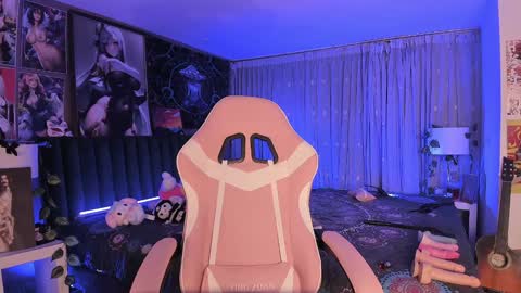 L A N A  online show from January 28, 6:16 am