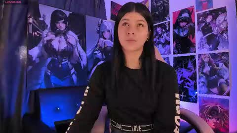 L A N A  online show from January 11, 2:44 pm