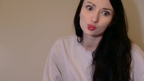 Lana Collins online show from February 4, 8:58 pm