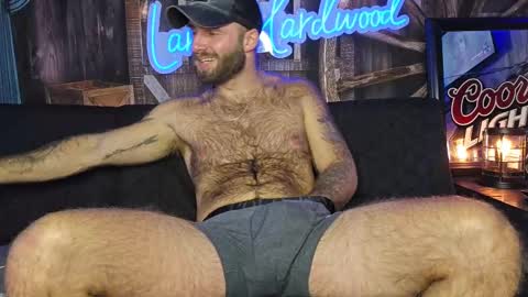 Snapshot of lancehardwood222 chatting on September 13, 12:43 am LANCE online show from September 13, 12:43 am