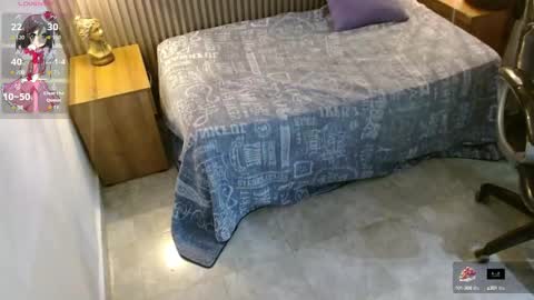 Lancelot V. online show from October 2, 5:47 am