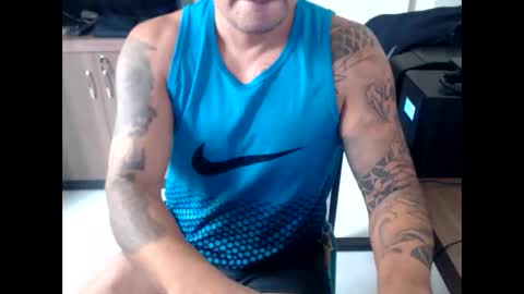 Snapshot of landaw chatting on January 6, 11:36 am Landaw online show from January 6, 11:36 am