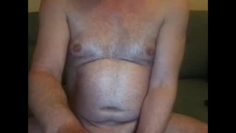 Snapshot of landden111 chatting on December 10, 2:48 am landden111 online show from December 10, 2:48 am