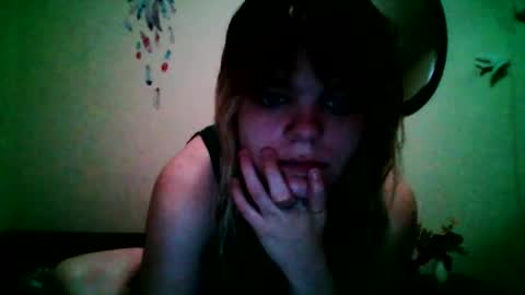 Snapshot of laneybel chatting on May 20, 1:23 am laneybel online show from May 20, 1:23 am