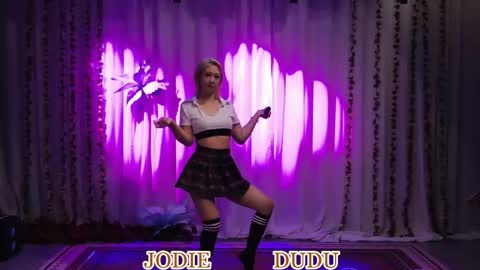 Snapshot of lankwaifong_cindy chatting on May 7, 2:39 am lankwaifong_cindy online show from May 7, 2:39 am