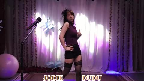 Snapshot of lankwaifong_cindy chatting on May 14, 3:24 am lankwaifong_cindy online show from May 14, 3:24 am