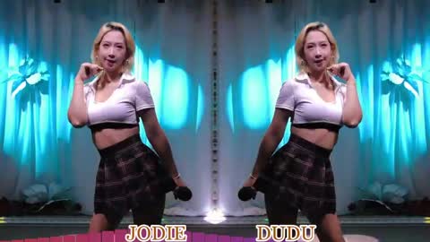 Snapshot of lankwaifong_cindy chatting on June 2, 3:08 am lankwaifong_cindy online show from June 2, 3:08 am