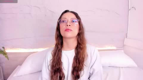 Lanna online show from February 25, 11:42 am