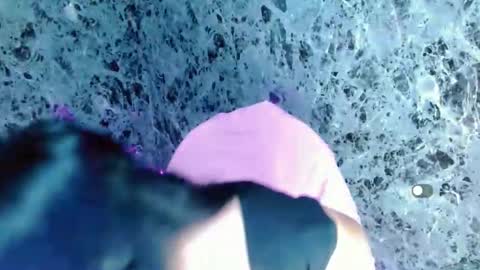 Lanna online show from December 4, 2:04 pm