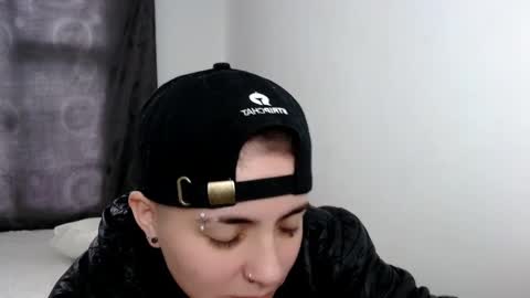 Snapshot of lannie_gonzales chatting on March 11, 8:53 pm LANNIE   online show from March 11, 8:53 pm