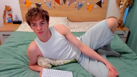 Fandi online show from February 18, 1:18 pm