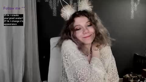 Snapshot of lanshan_classy chatting on December 22, 2:30 am lanshan_classy online show from December 22, 2:30 am