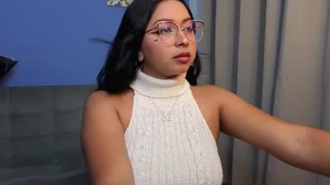Snapshot of lara1__ chatting on July 13, 11:07 pm Lara online show from July 13, 11:07 pm